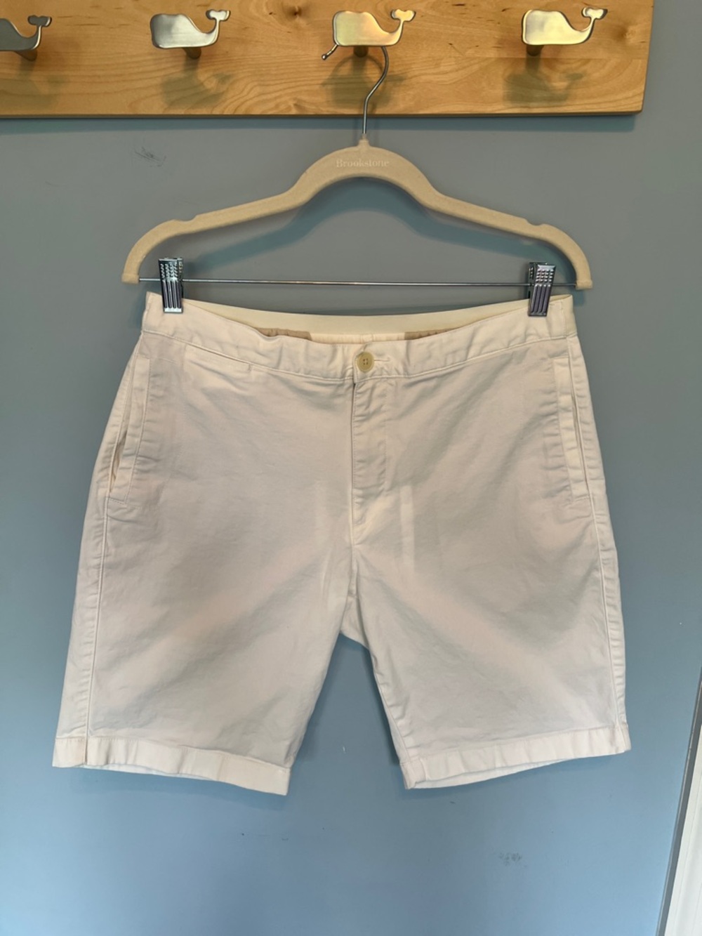 Tomas Maier White Flat Front Cotton Chino Shorts